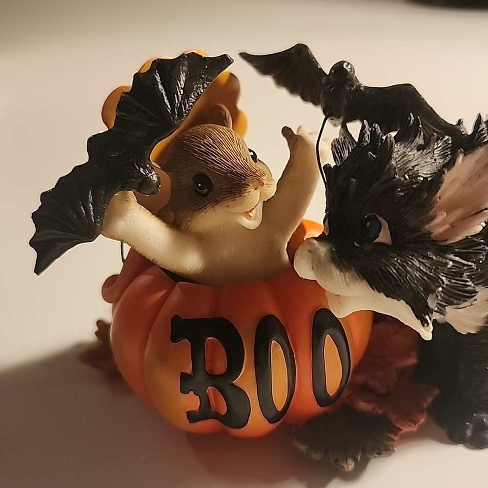 Charming Tails Don't Be A Scaredy Cat Have Fun Halloween Figurine NWT Box 2007 F - Picture 8 of 16